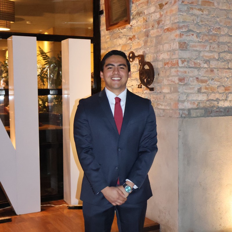 Giovanni Santiago Del Ángel Ruiz — Director de Recursos Humanos, Lausant Global